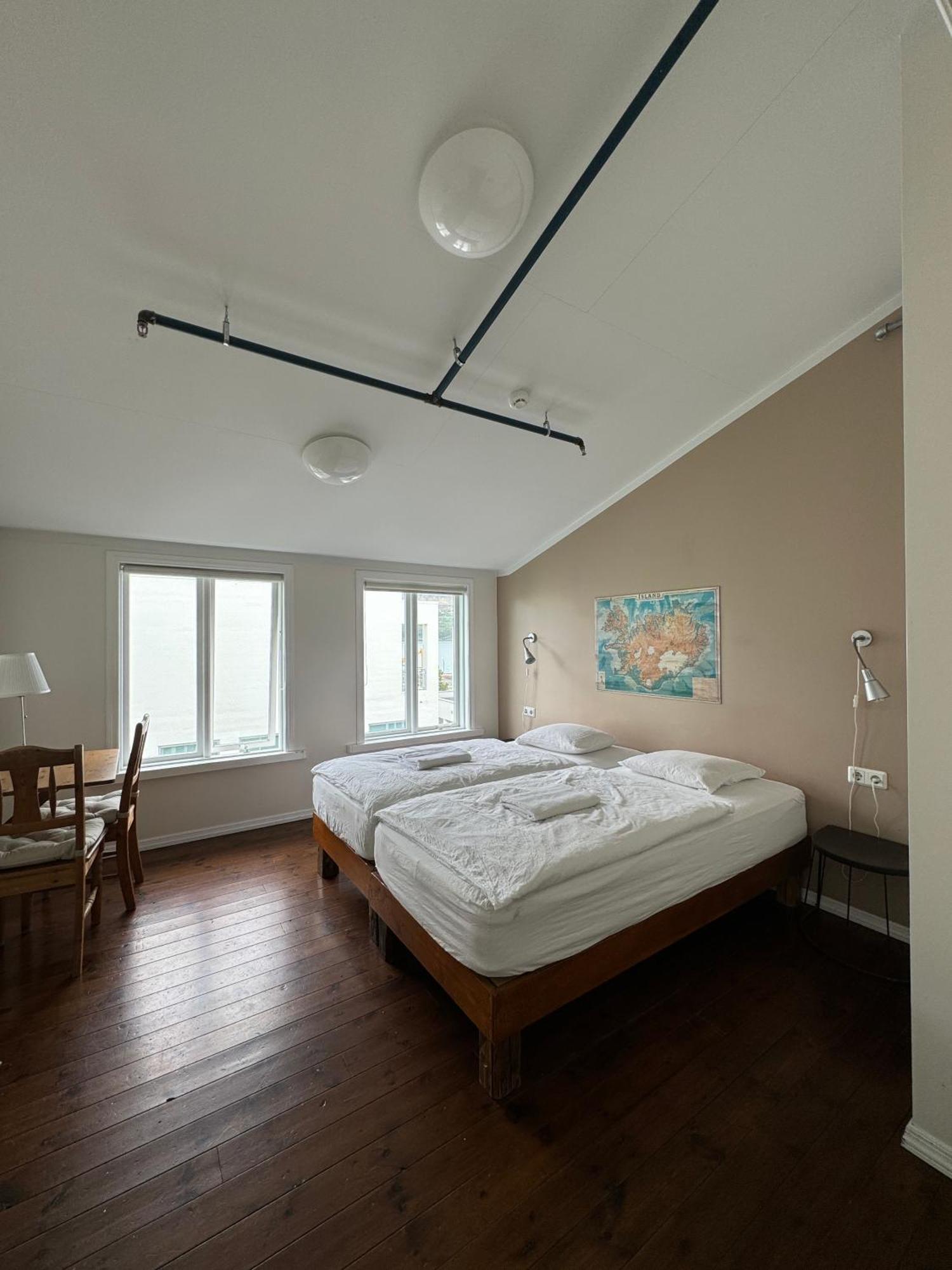 Akureyri Backpackers Hostel Ngoại thất bức ảnh